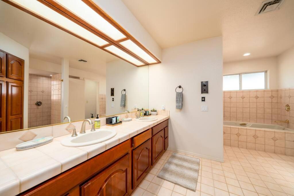 Grand Havasu Oasis With Custom Pool & Spa! Lake Havasu City Buitenkant foto